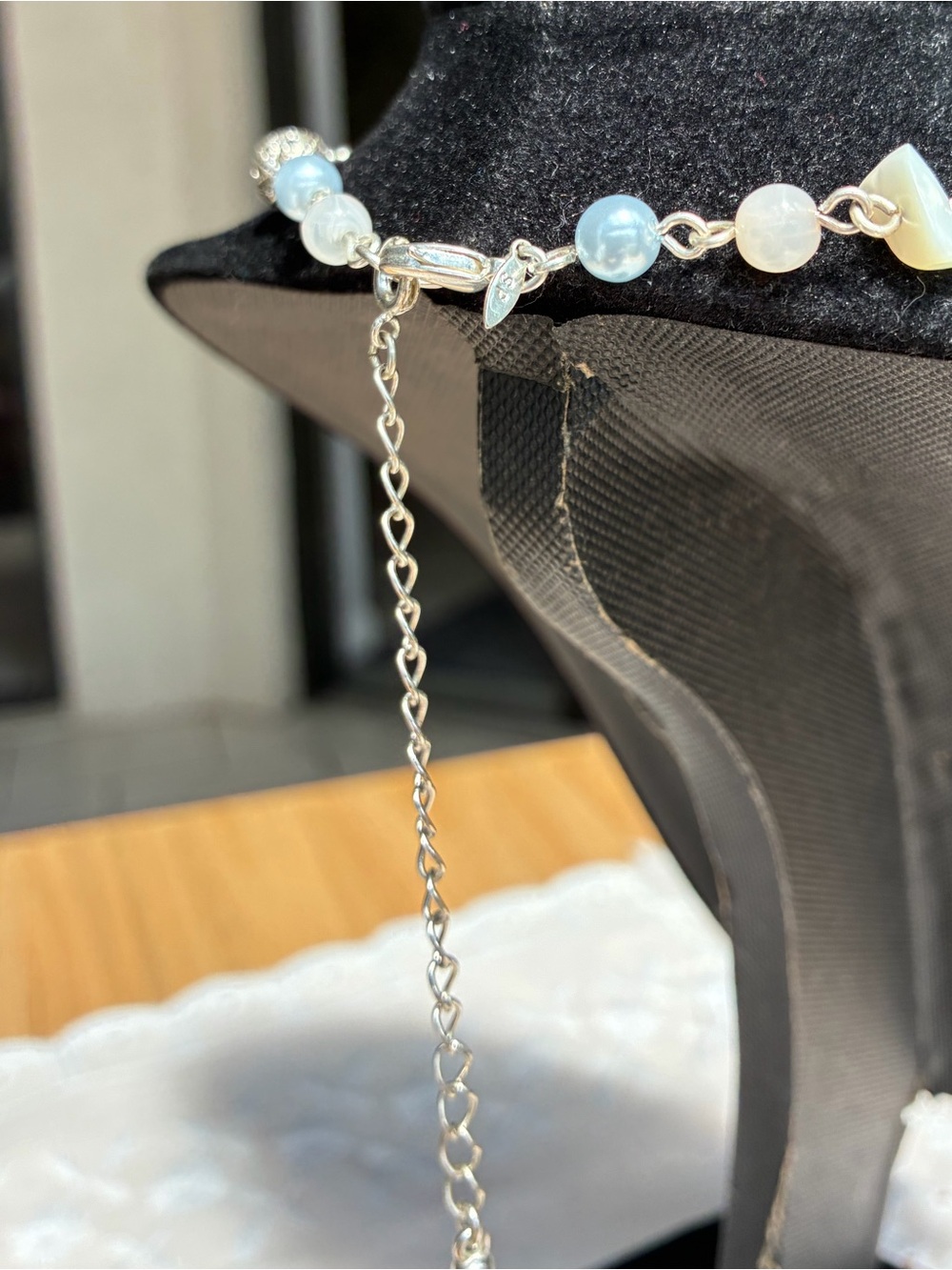 Plunder Design Estella Necklace Silver Vintage Style Pearl Oval Flower Pendant - Picture 4 of 6